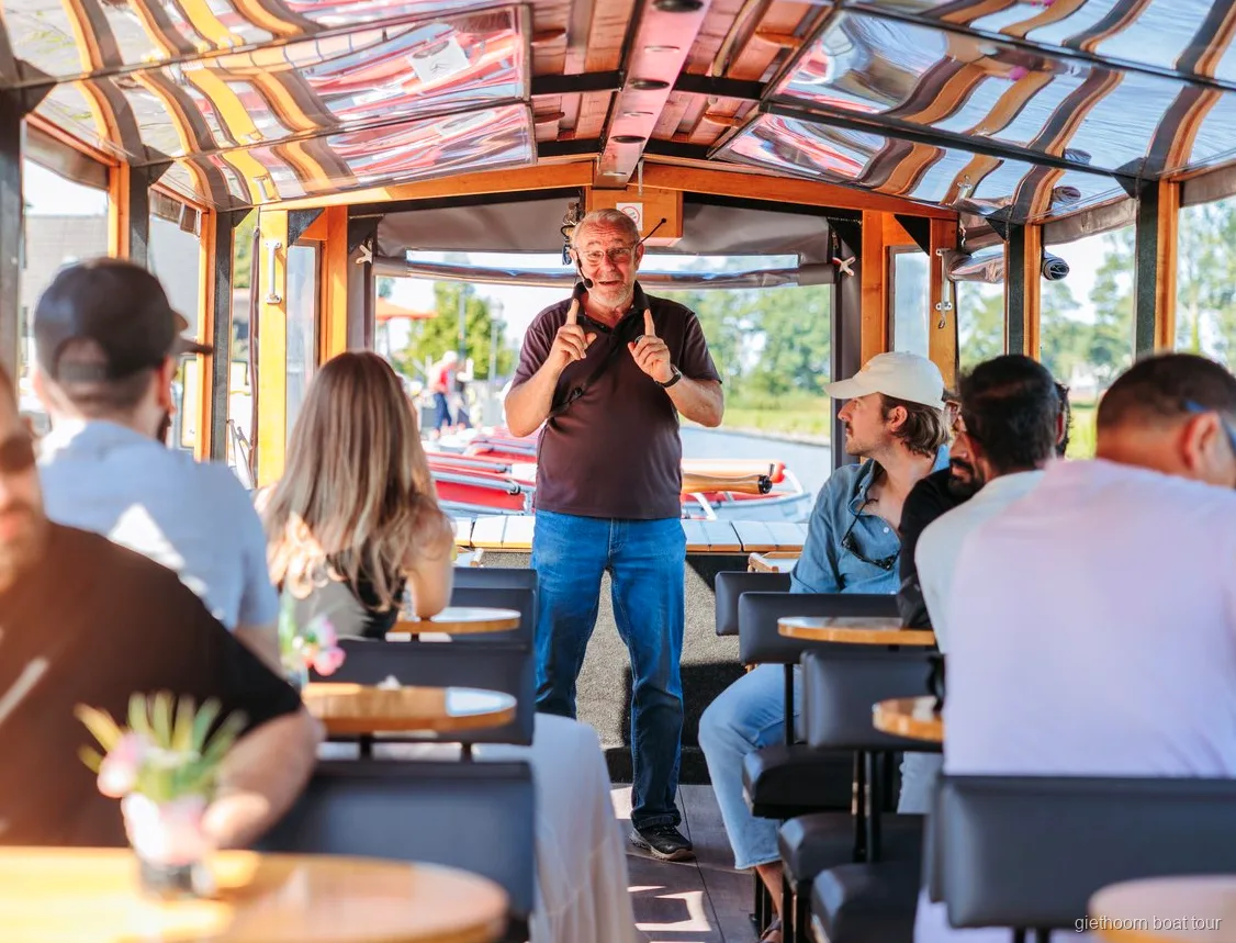 Free time exploring Giethoorn village on the express day trip from Amsterdam